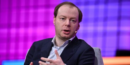 Miro’s CEO says the company is hiring entrepreneurs for an edge in the AI era