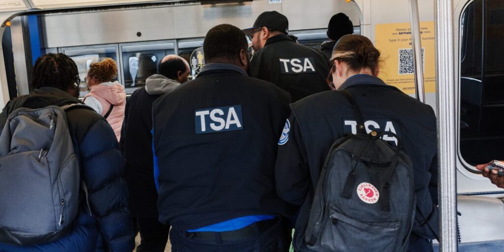 The largest federal workers union says ‘untrained, armed’ ICE agents should not replace TSA The largest federal workers union says ‘untrained, armed’ ICE agents should not replace TSA