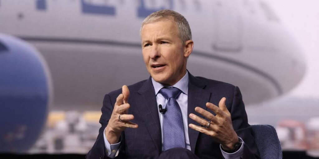 United CEO tells Congress to end the shutdown: ‘Please get the deal done soon’ United CEO tells Congress to end the shutdown: ‘Please get the deal done soon’