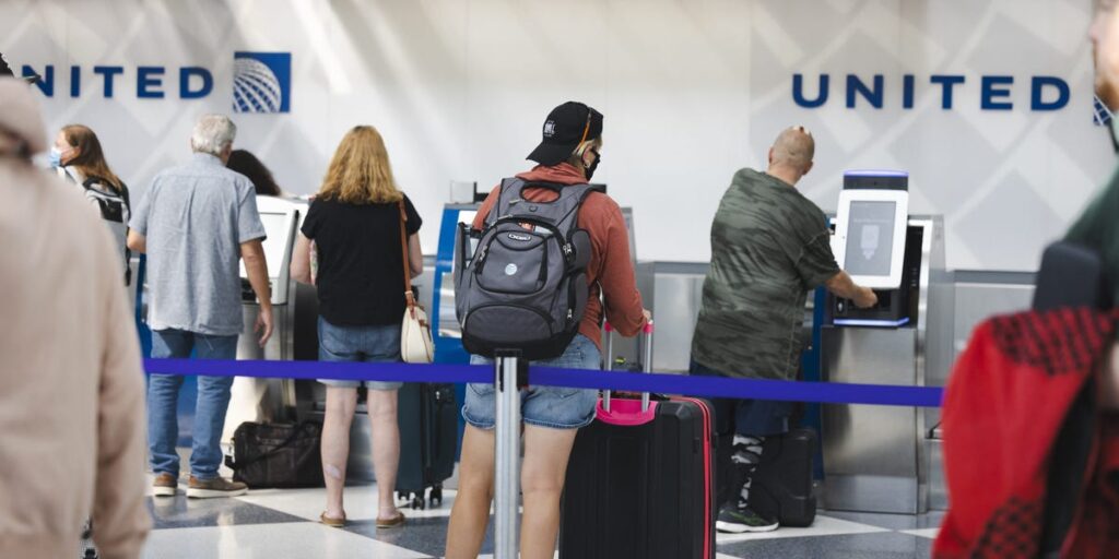 United Airlines is the second US airline to hike bag fees as fuel prices climb