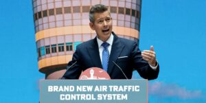 Trump officials want to recruit gamers without college degrees to be air traffic controllers