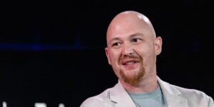 Replit’s CEO says it’s dumb to study computer science thinking you can make a ‘boatload’ at Google