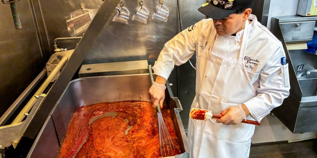 How the Cheesecake Factory Runs One of America’s Biggest Menus