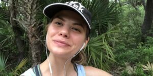 I moved to a beach town in my mid-20s. Instead of paradise, I found the loneliest time in my life.