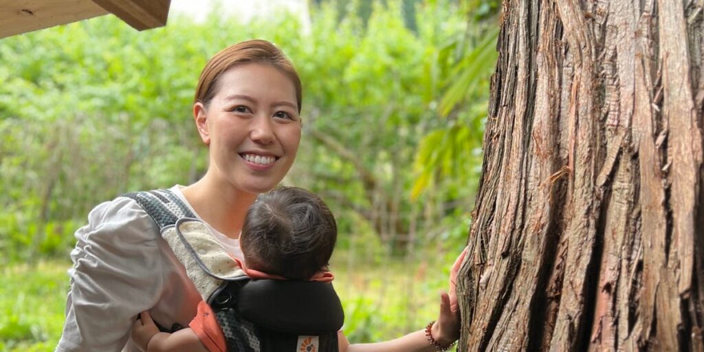 I traveled the world as a flight attendant. I wanted a quieter life — now I run a bakery in rural Japan.
