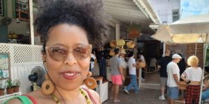 I’m an American who lost 100 pounds after moving abroad. A simple habit I started overseas has helped me maintain it.