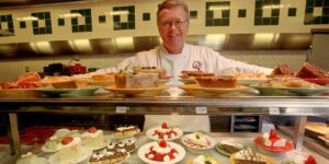 Southern cafeteria chains like Piccadilly, K&W, and S&S are disappearing. Small business owners are saving the concept. Southern cafeteria chains like Piccadilly, K&W, and S&S are disappearing. Small business owners are saving the concept.