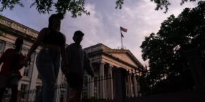 Trump’s Treasury is taking over millions of student-loan accounts. Obama tried this, and it didn’t succeed. Trump’s Treasury is taking over millions of student-loan accounts. Obama tried this, and it didn’t succeed.