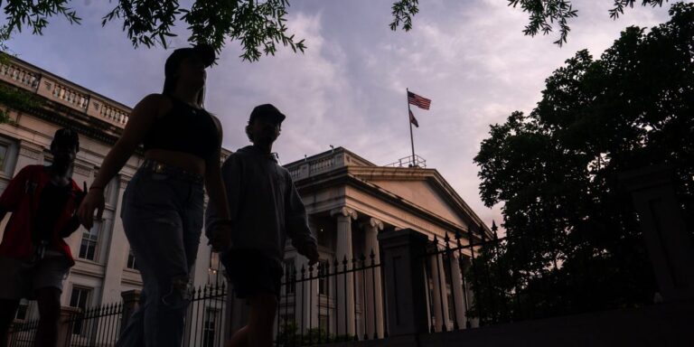 Trump’s Treasury is taking over millions of student-loan accounts. Obama tried this, and it didn’t succeed. Trump’s Treasury is taking over millions of student-loan accounts. Obama tried this, and it didn’t succeed.