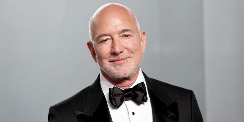 Jeff Bezos’ beard just went prime time Jeff Bezos’ beard just went prime time