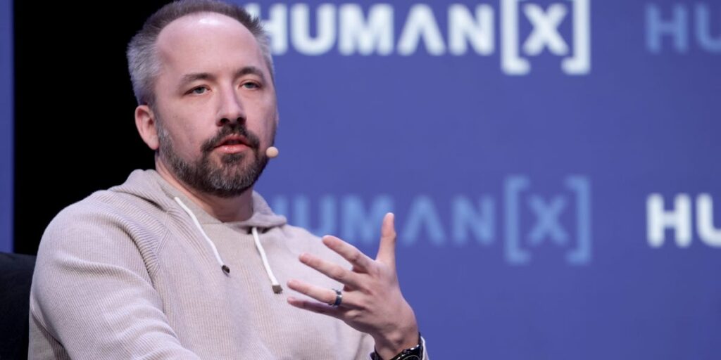 Read the Dropbox memos about CEO Drew Houston’s plan to train his replacement and step down