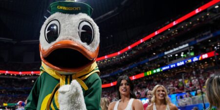 Some users may be giving Google’s AI search the bird, and DuckDuckGo is benefiting Some users may be giving Google’s AI search the bird, and DuckDuckGo is benefiting