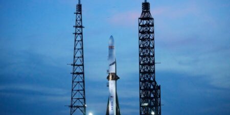 A Blue Origin rocket exploded on the launchpad in a huge fireball moments before launch: See the video