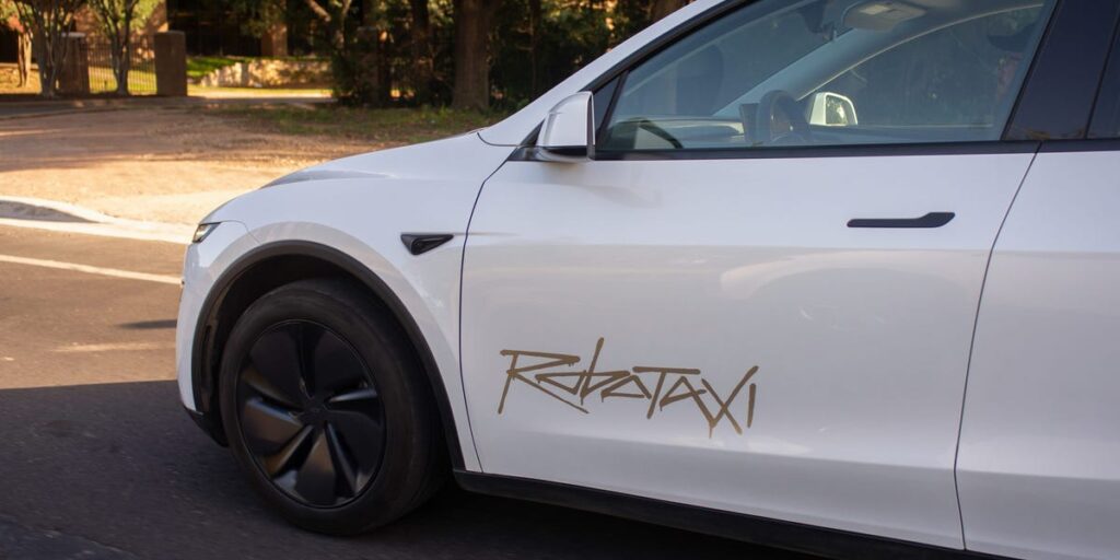 Tesla’s robotaxi fleet in Texas is still playing catch-up to Waymo Tesla’s robotaxi fleet in Texas is still playing catch-up to Waymo