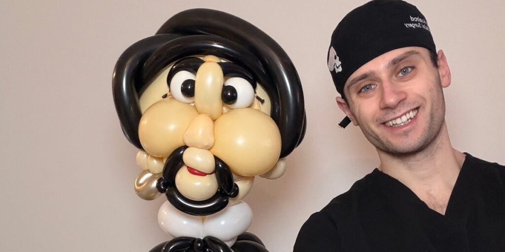 I have 0,000 in med school debt. I’m doing balloon art to pay it down.