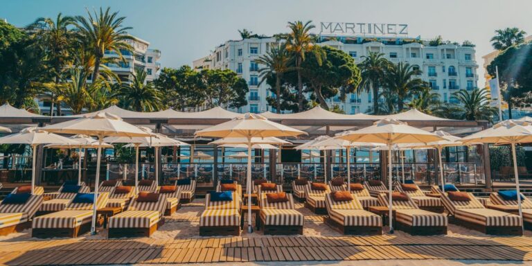 ‘The White Lotus’ season 4 will be set in 2 very different hotels. Take a look inside. ‘The White Lotus’ season 4 will be set in 2 very different hotels. Take a look inside.