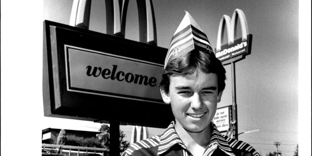 Vintage photos show what it was like to eat at McDonald’s in the 1980s