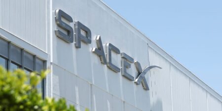 Google to pay SpaceX 0 million a month for compute capacity