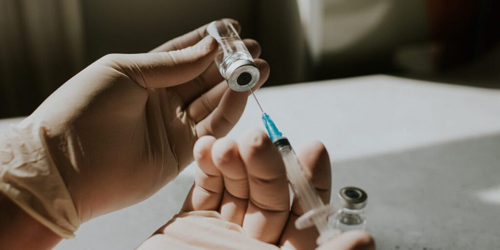 The first-ever reverse-aging drug was just injected into a human The first-ever reverse-aging drug was just injected into a human