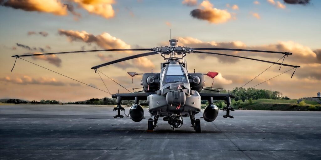 An AH-64 Apache attack helicopter went down near Iran. Take a closer look at its weapons and capabilities.