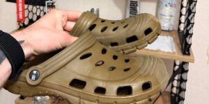 Ukrainian soldiers have been ditching combat boots for what they call ‘tactical Crocs’ when they’re off the front lines