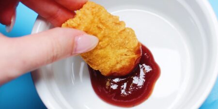 I tried and ranked 4 barbecue sauces. The best one was both tangy and sweet. I tried and ranked 4 barbecue sauces. The best one was both tangy and sweet.