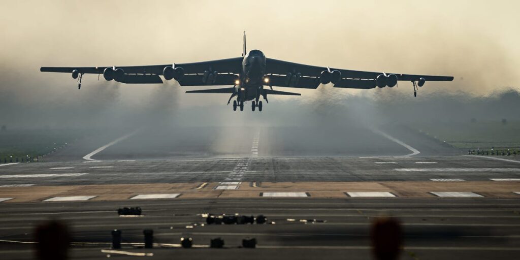 8 crew members are presumed dead after a B-52 bomber crashed at California’s Edwards Air Force Base