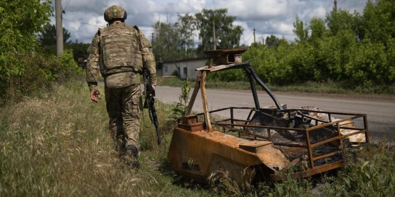 Ukrainian operators say troops don’t need a bunch of different war robots. They need more services. Ukrainian operators say troops don’t need a bunch of different war robots. They need more services.