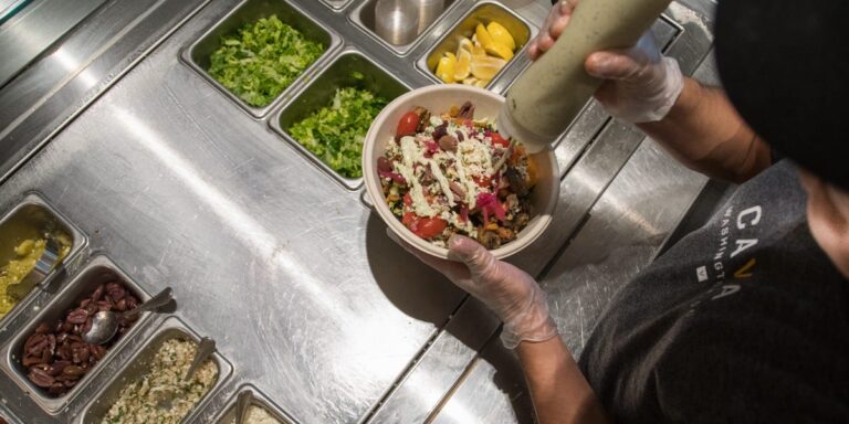 Slop bowls are getting their groove back