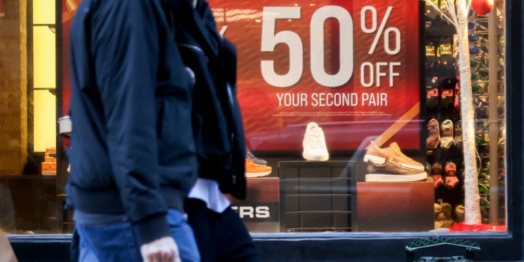 Are you good at saving money? What are your best hacks? Tell us about it. Are you good at saving money? What are your best hacks? Tell us about it.