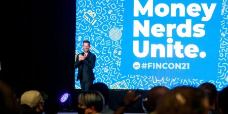 A millennial who hit ‘Coast FIRE’ says the first step to financial independence has nothing to do with number-crunching