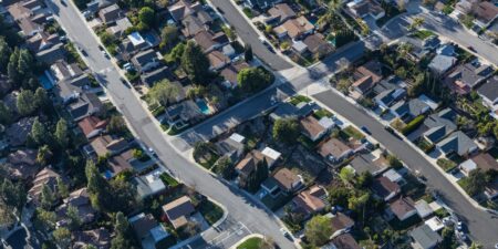 Here’s how much money you need to make to be middle-class in every US state