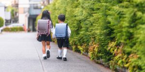I moved to Japan and enrolled my child in a local school. It showed me a different way to raise an independent child.