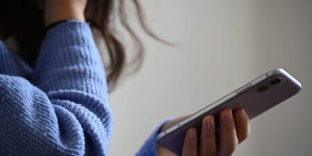 I tried 3 apps for phone anxiety. Only one got me to make the call.