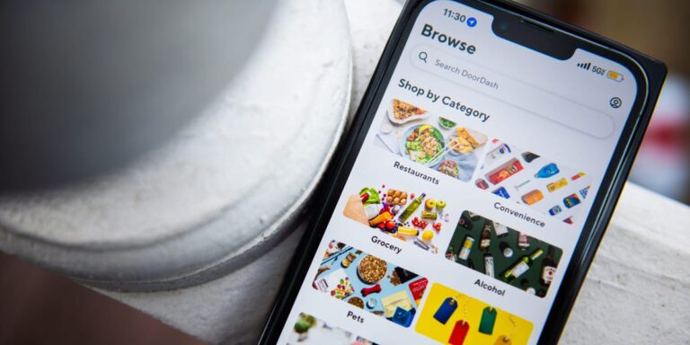 I tried DoorDash’s new AI search. As a home cook, this feature won me over.