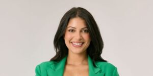 I’m a former recruiter turned content creator. Don’t customize your résumé, don’t overdo LinkedIn, and 10 other tips for job seekers. I’m a former recruiter turned content creator. Don’t customize your résumé, don’t overdo LinkedIn, and 10 other tips for job seekers.
