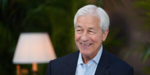 Jamie Dimon is throwing a party to woo SpaceX employees who just struck it rich