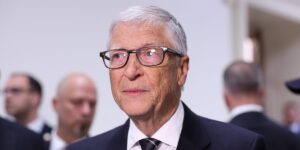 ​​Jeffrey Epstein pitched his connections with billionaires to get close to Bill Gates