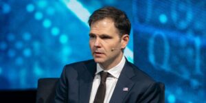 Groq’s founder says his ‘terrible’ leadership cost his company 3 to 4 years Groq’s founder says his ‘terrible’ leadership cost his company 3 to 4 years