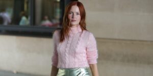 Actor Ellie Bamber needed to become Kate Moss on-screen. Her trainer helped her do it without starvation.