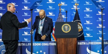 White House teleprompter operator on unpaid leave after reports he made more than 0k betting on Trump’s speeches