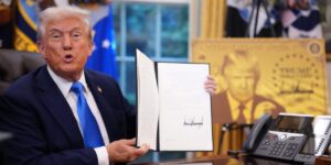A federal appeals court rejects Trump’s bid to keep in place the 0,000 H-1B visa fee