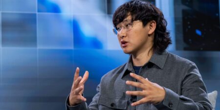 Alexandr Wang says startups supercharged by AI can now pick ‘Goliath versus Goliath’ fights