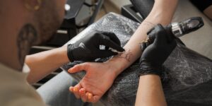 An AI startup’s tattoo-for-an-interview stunt set off a Silicon Valley backlash. Now the founder is apologizing.