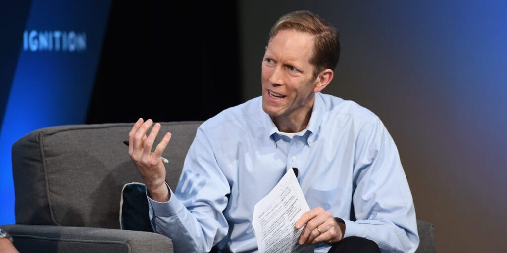 Henry Blodget says AI may write great novels someday. He still wanted to write this one himself.