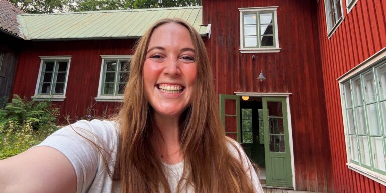 I joined 25 strangers for a weekend trip off the grid in a remote town. Stepping way out of my comfort zone paid off. I joined 25 strangers for a weekend trip off the grid in a remote town. Stepping way out of my comfort zone paid off.