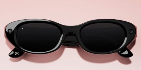 Kylie Jenner introduced her new Meta glasses. The backlash began. Kylie Jenner introduced her new Meta glasses. The backlash began.