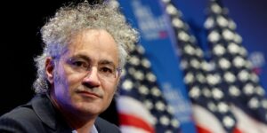 Read Palantir’s 9-point manifesto that decries tokenmaxxing and trumpets ‘AI sovereignty’ Read Palantir’s 9-point manifesto that decries tokenmaxxing and trumpets ‘AI sovereignty’