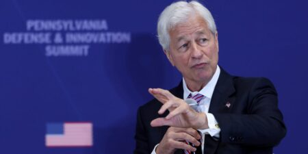 Jamie Dimon says one market risk could amplify market swings