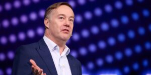 VC Jason Calacanis says having Starlink WiFi is more important than price, time, or route when he flies VC Jason Calacanis says having Starlink WiFi is more important than price, time, or route when he flies